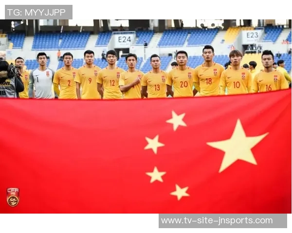 拜仁与于帕续约面临签字费分歧同时关注格伊转会动态