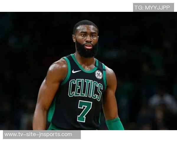 斯波赞杰伦布朗展现卓越耐力成功承担球队重任 斯波赞杰伦布朗展现卓越耐力成功承担球队重任