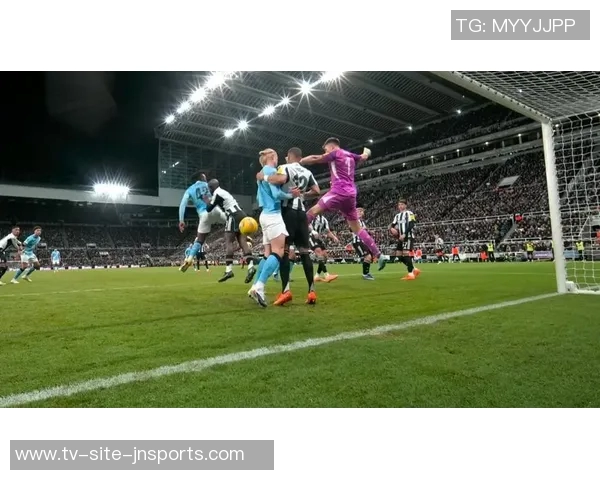 ESPN分析塞梅尼奥进球被取消原因禁区内人员过多影响半自动越位技术使用